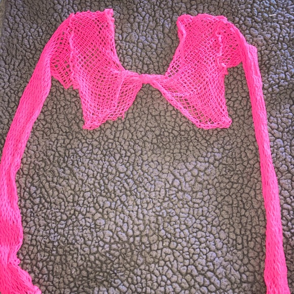 Pink fishnet sleeve top - Picture 1 of 1